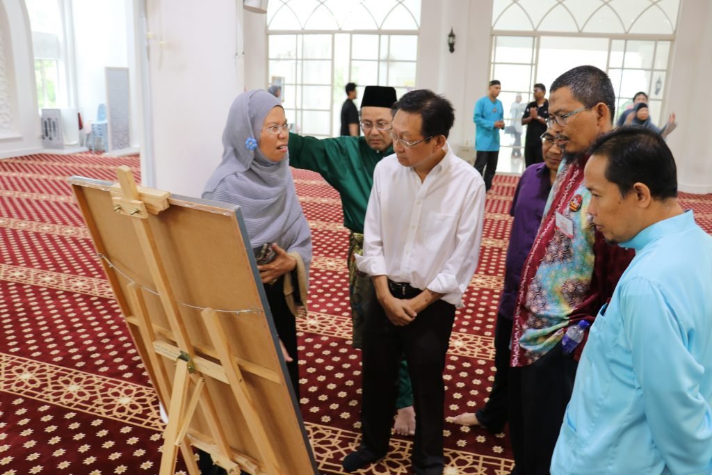 Mosque Open Day [MOOD] menarik perhatian penduduk bukan 