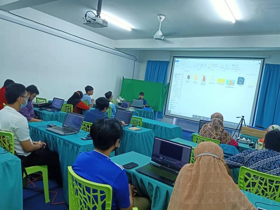 BENGKEL MEDIA: LIVESTREAMING