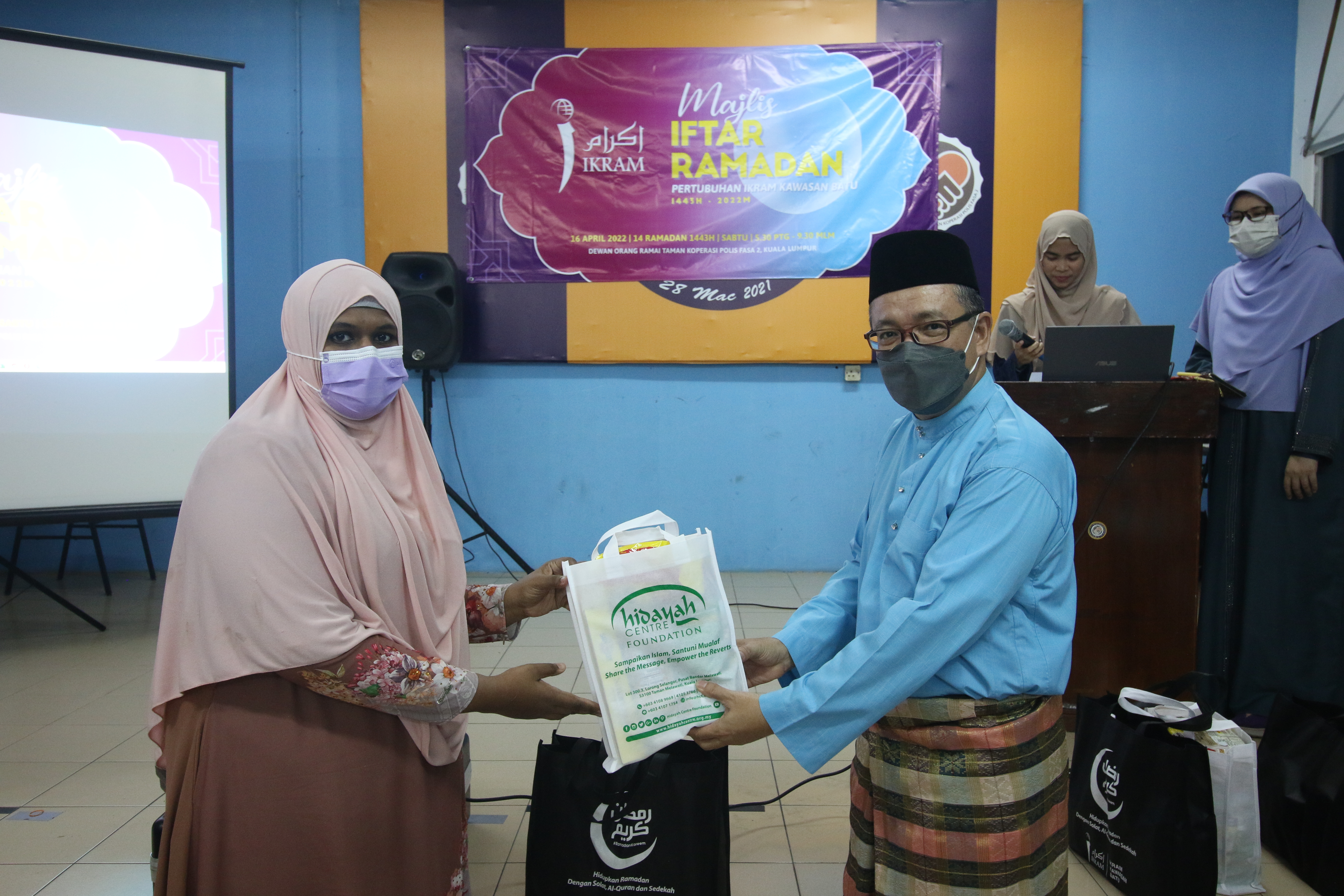 Mualaf Santunan Rakan Hidayah Batu diraikan dalam Majlis Iftar IKRAM Batu 202