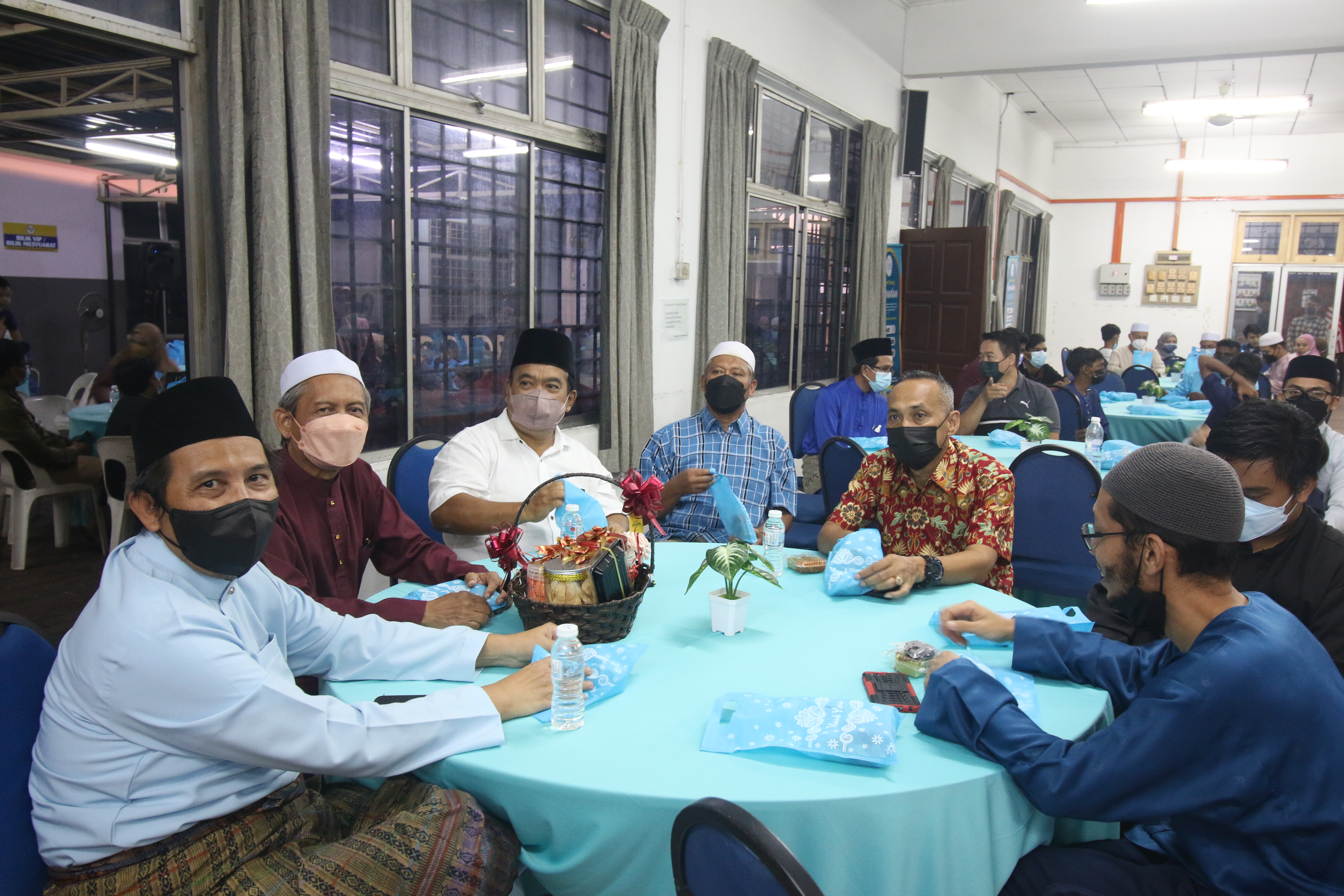 Mualaf Santunan Rakan Hidayah Batu diraikan dalam Majlis Iftar IKRAM Batu 202