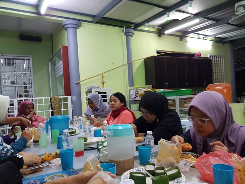 Iftar Mualaf di Surau Nur Al Asyura, Selayang